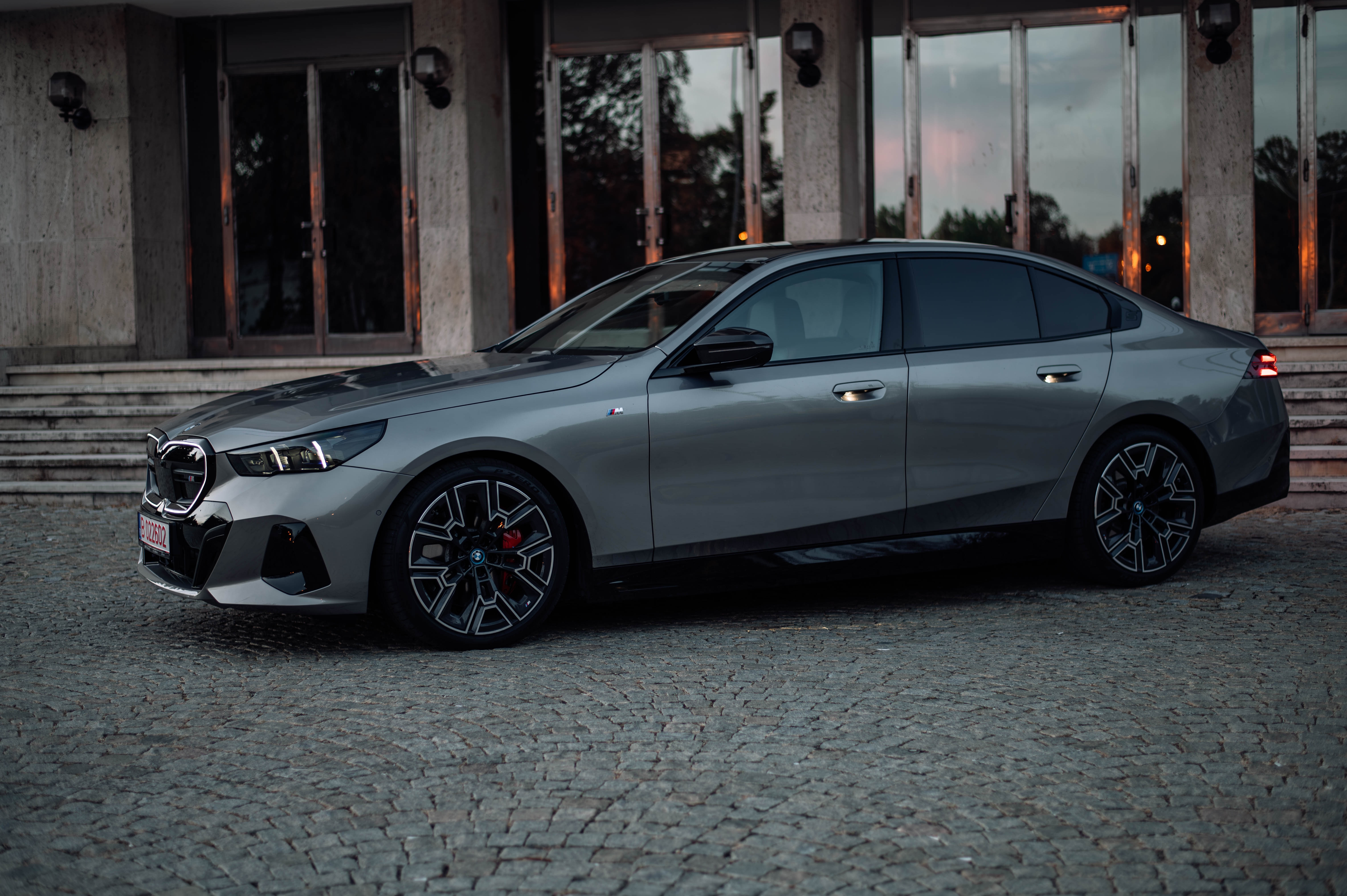 Luxury Car Features That Are Worth It