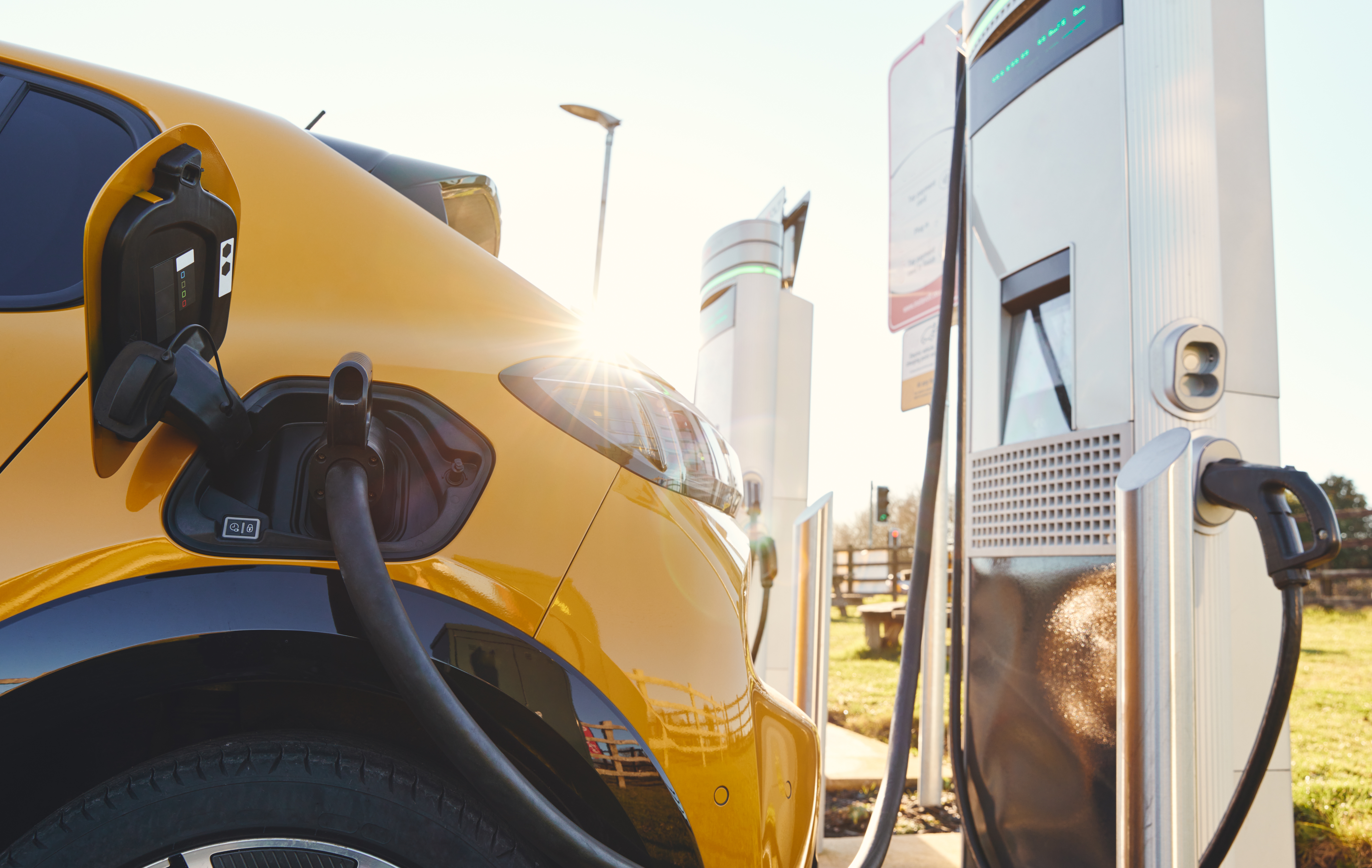 How Does Paying for EV Electricity Work? 
