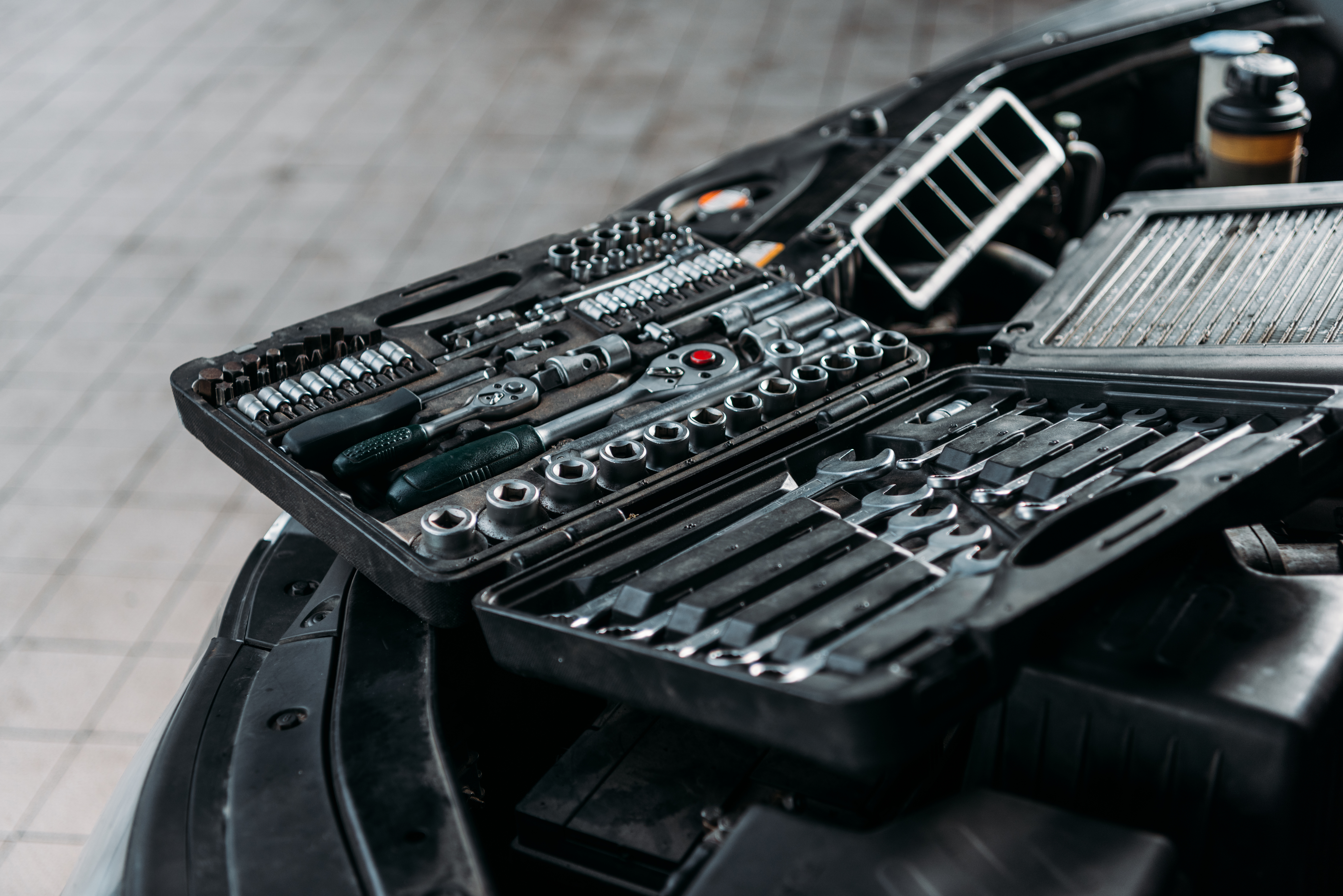 A Guide to Common Easy Car Repairs You Can Do Yourself