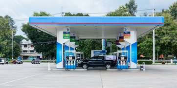 How to Navigate Gas Price Spikes
