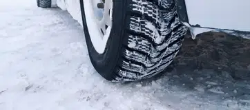 What to Do When Your Car Starts Spinning Out