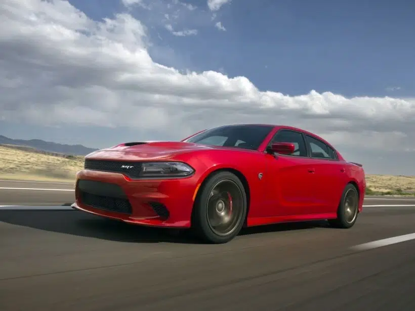2017-Dodge-Charger-SRT-Hellcat-004.jpg