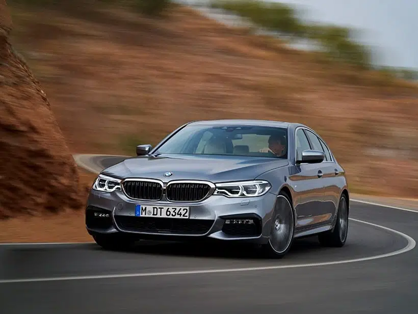2019-BMW-5-Series.jpg