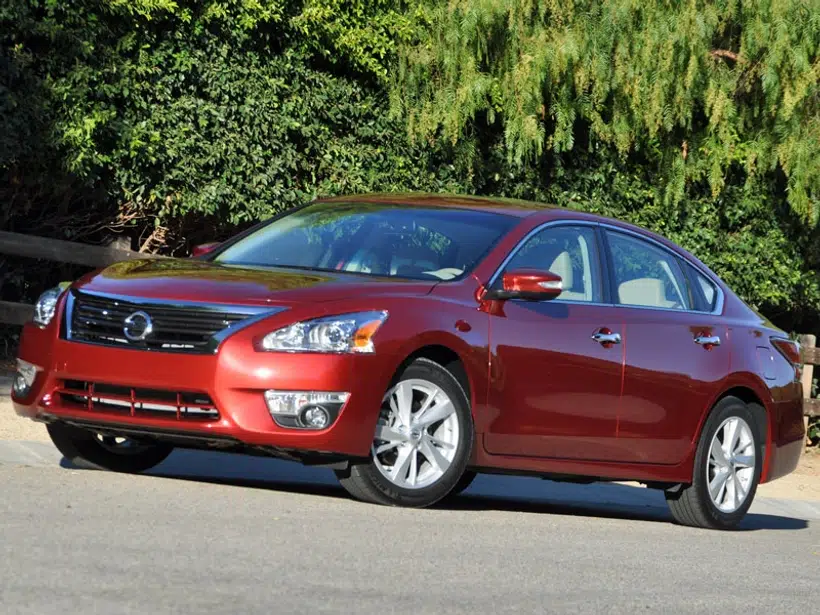 2015 Nissan Altima.jpg