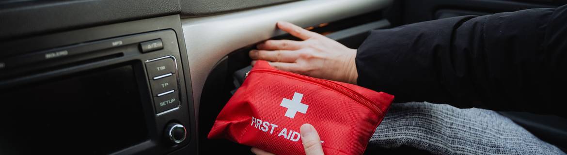 DIY Roadside Emergency Car Kit