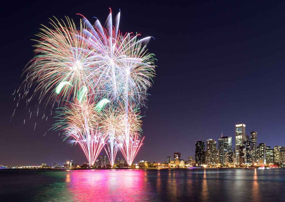 Independence Day Fireworks at Navy Pier 2026.jpg