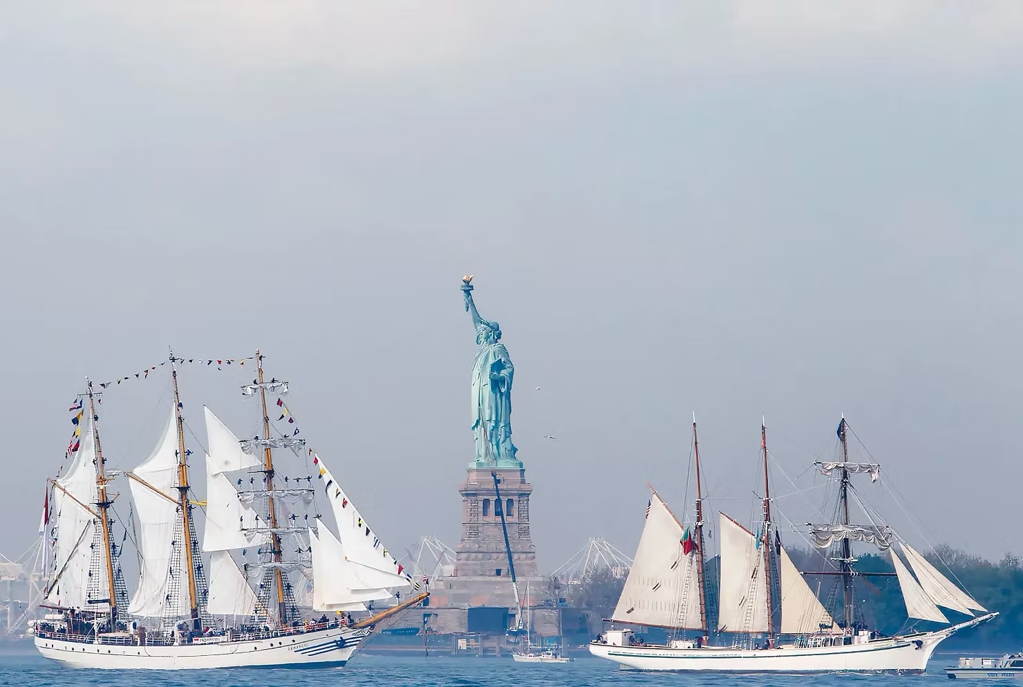 Sail4th 250.jpeg