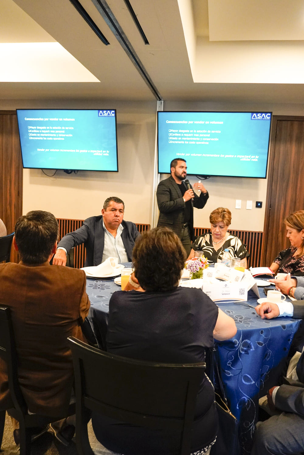 Club empresarial 24 de Abril, 2026 4