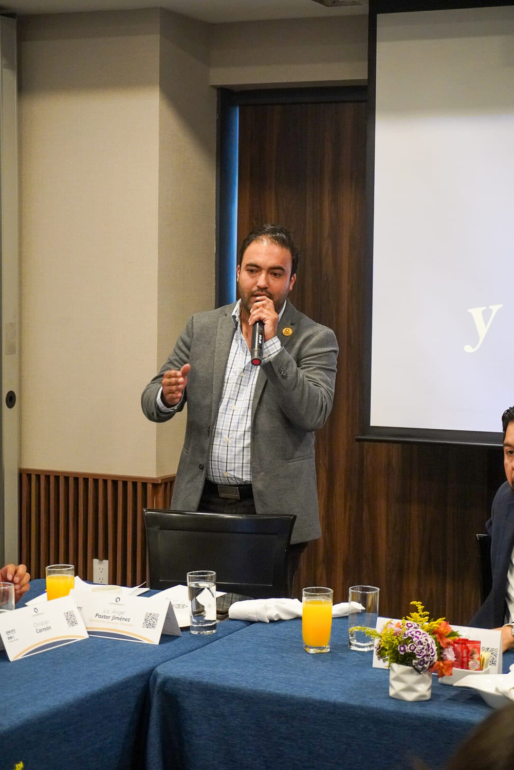 Club empresarial 24 de Abril, 2026 13