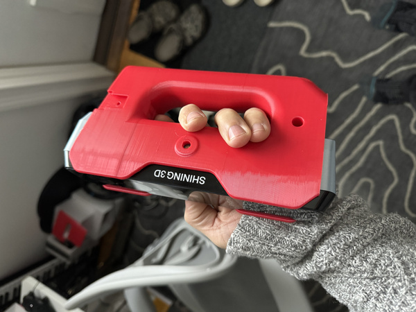 Custom 3D printed handle grip with an Einstar 3D scanner