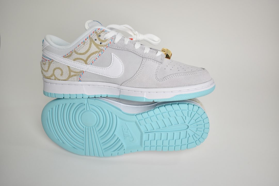 Nike Dunk Low SE  Barber Shop Grey