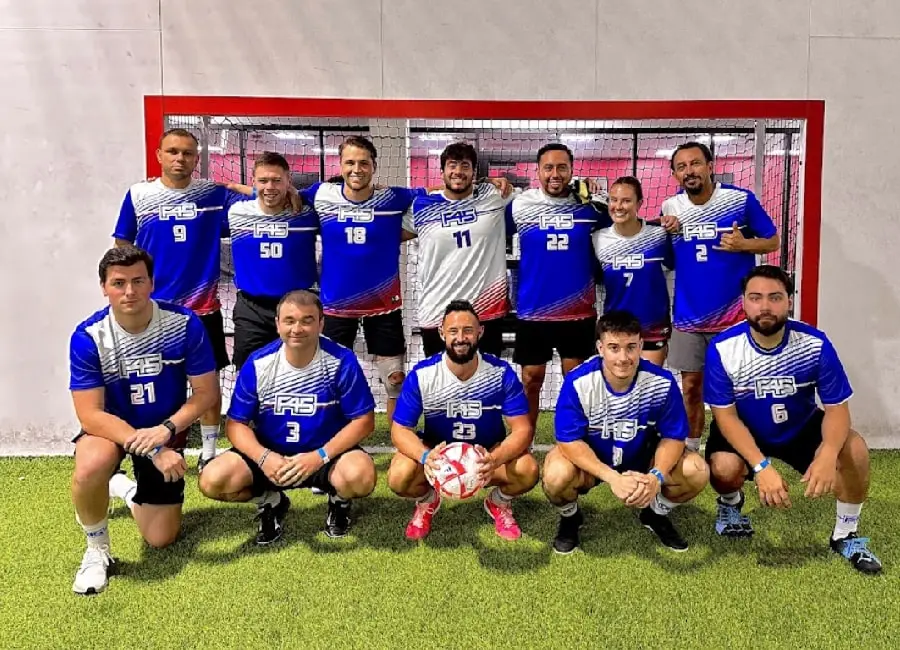 Soccer team photo 6