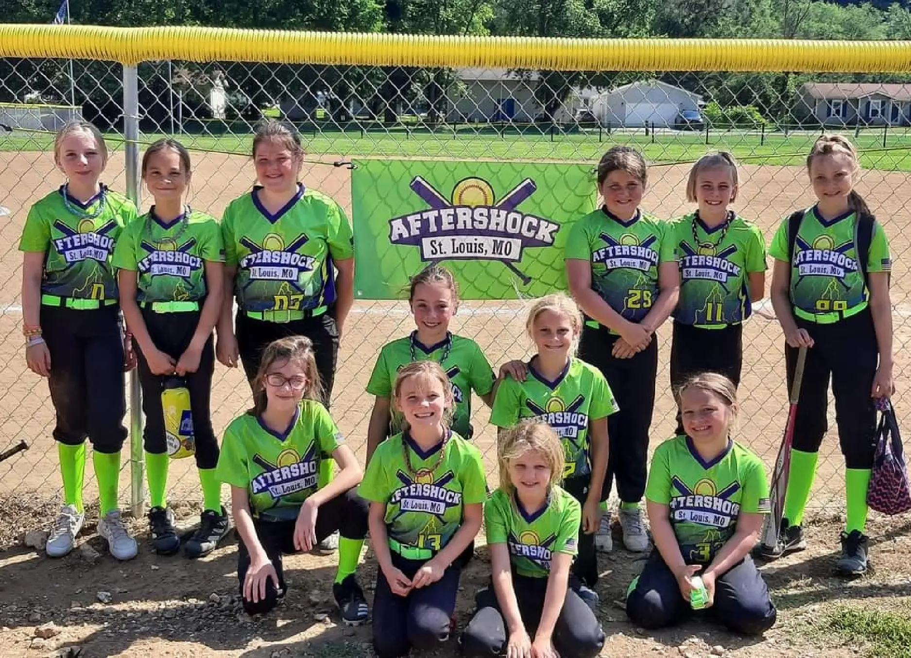 Softball team photo 1