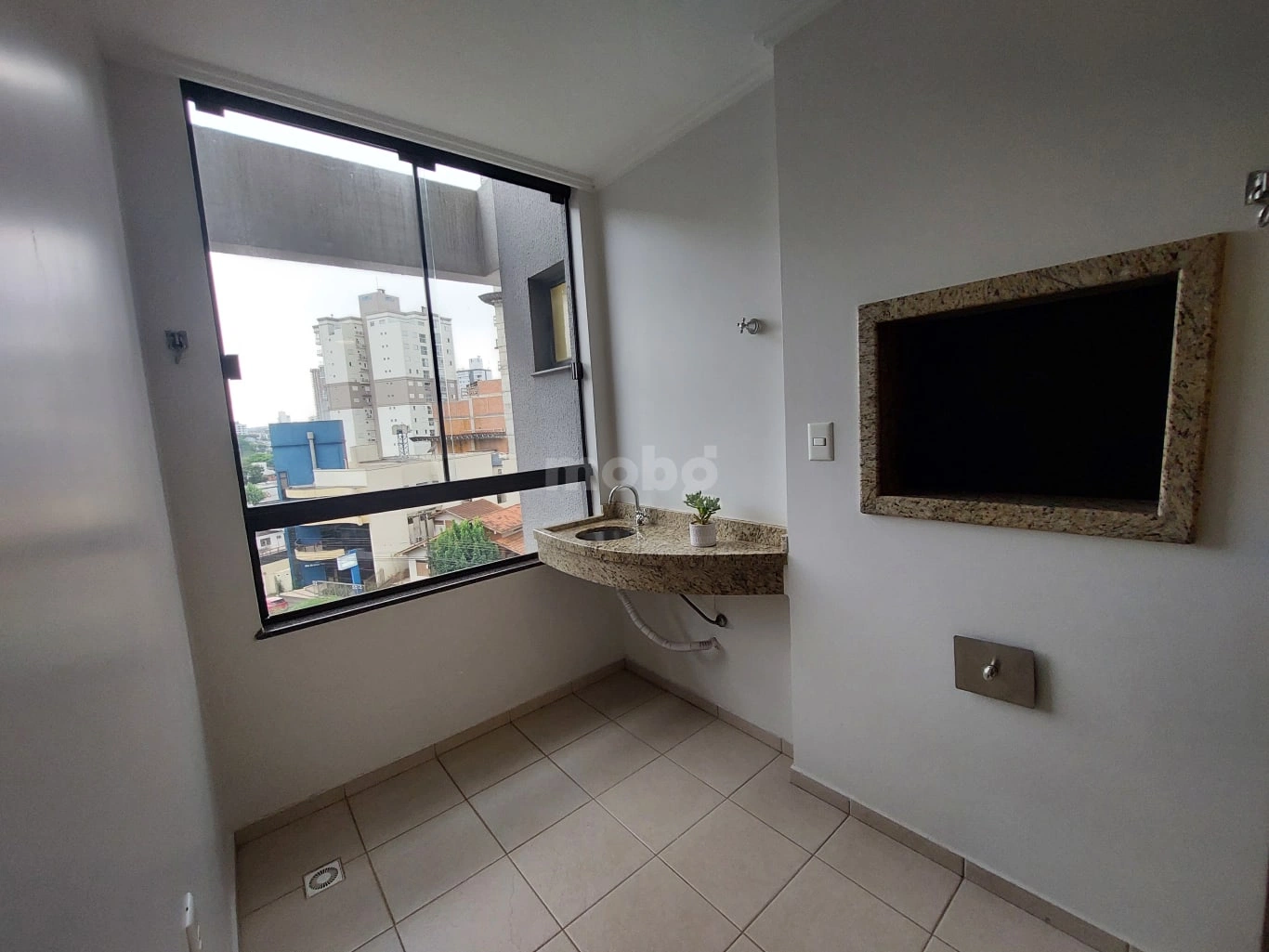 Apartamento para alugar com 3 quartos