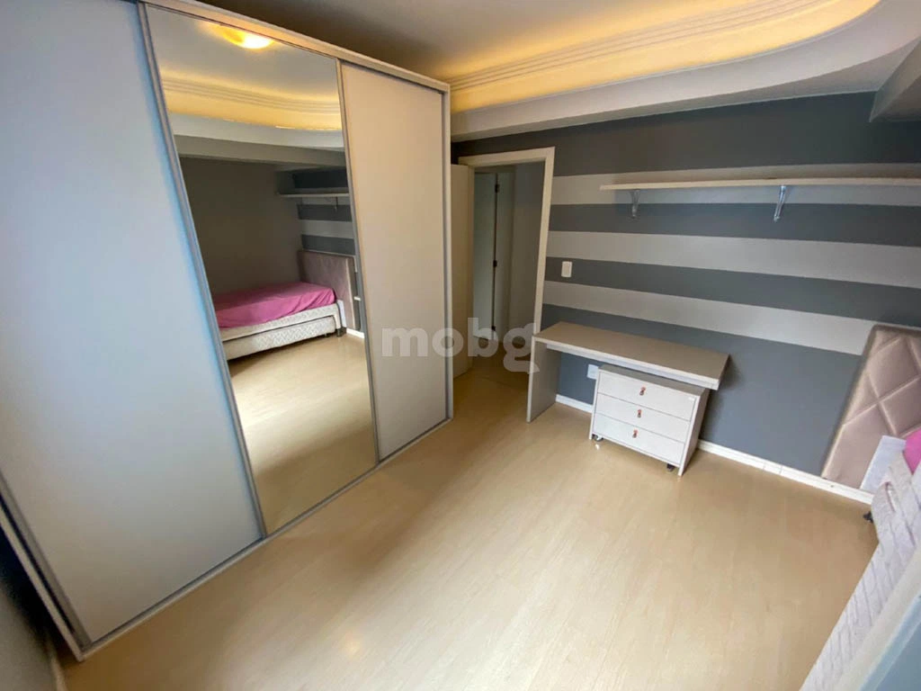 Apartamento para alugar com 3 quartos