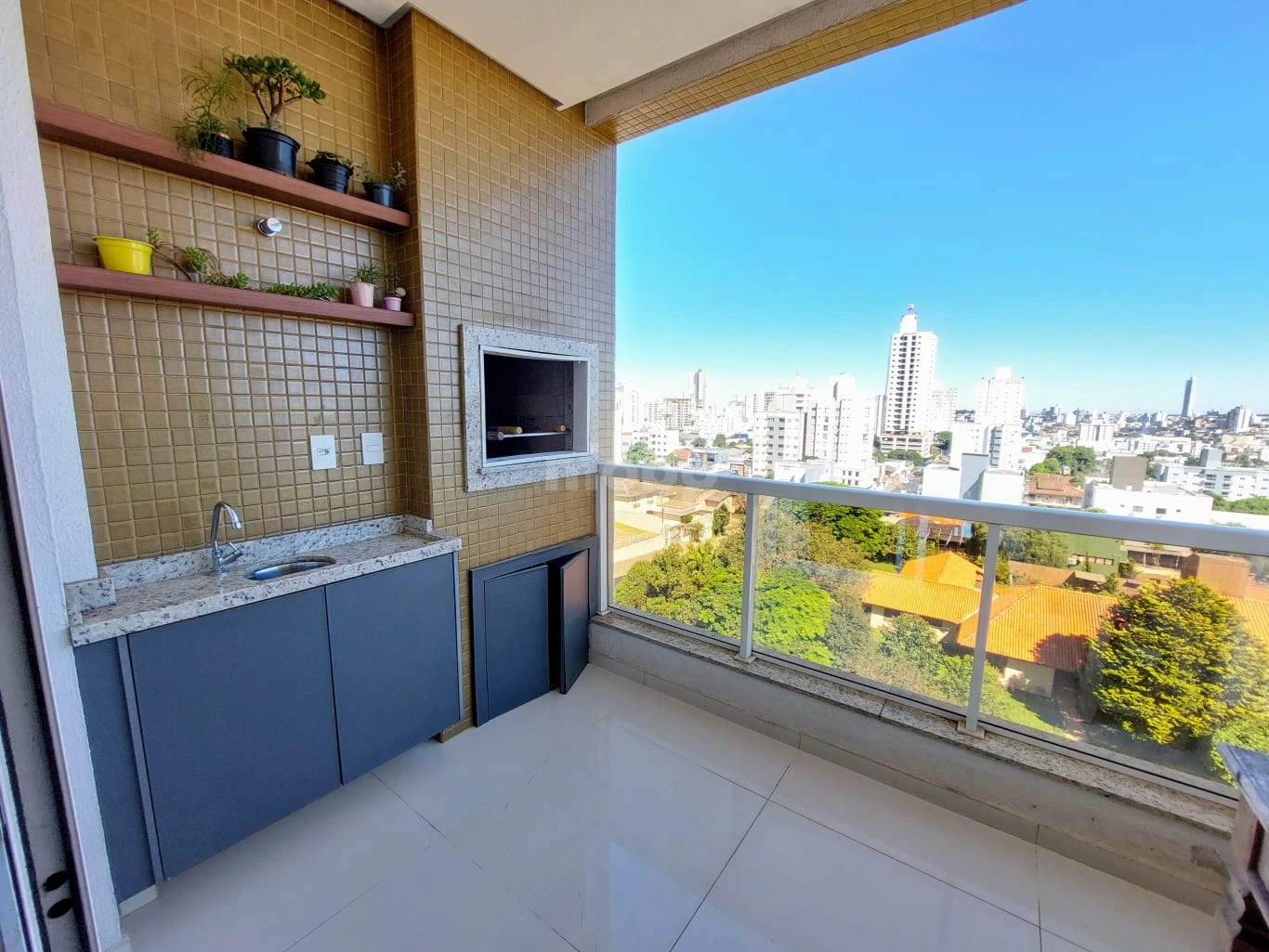 Apartamento para alugar com 3 quartos