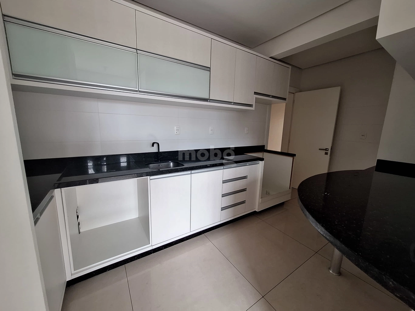 Apartamento para alugar com 3 quartos