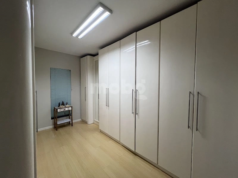 Apartamento para alugar com 4 quartos