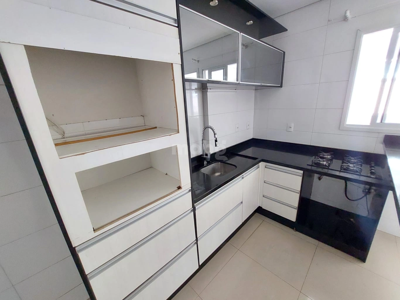 Apartamento para alugar com 3 quartos