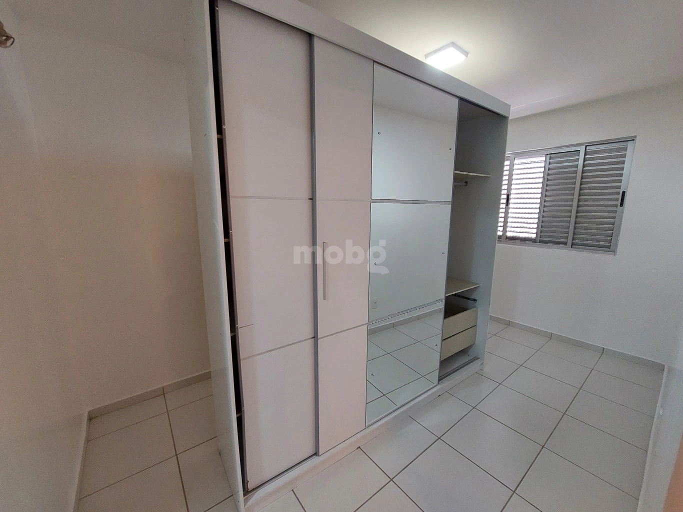 Apartamento para alugar com 2 quartos