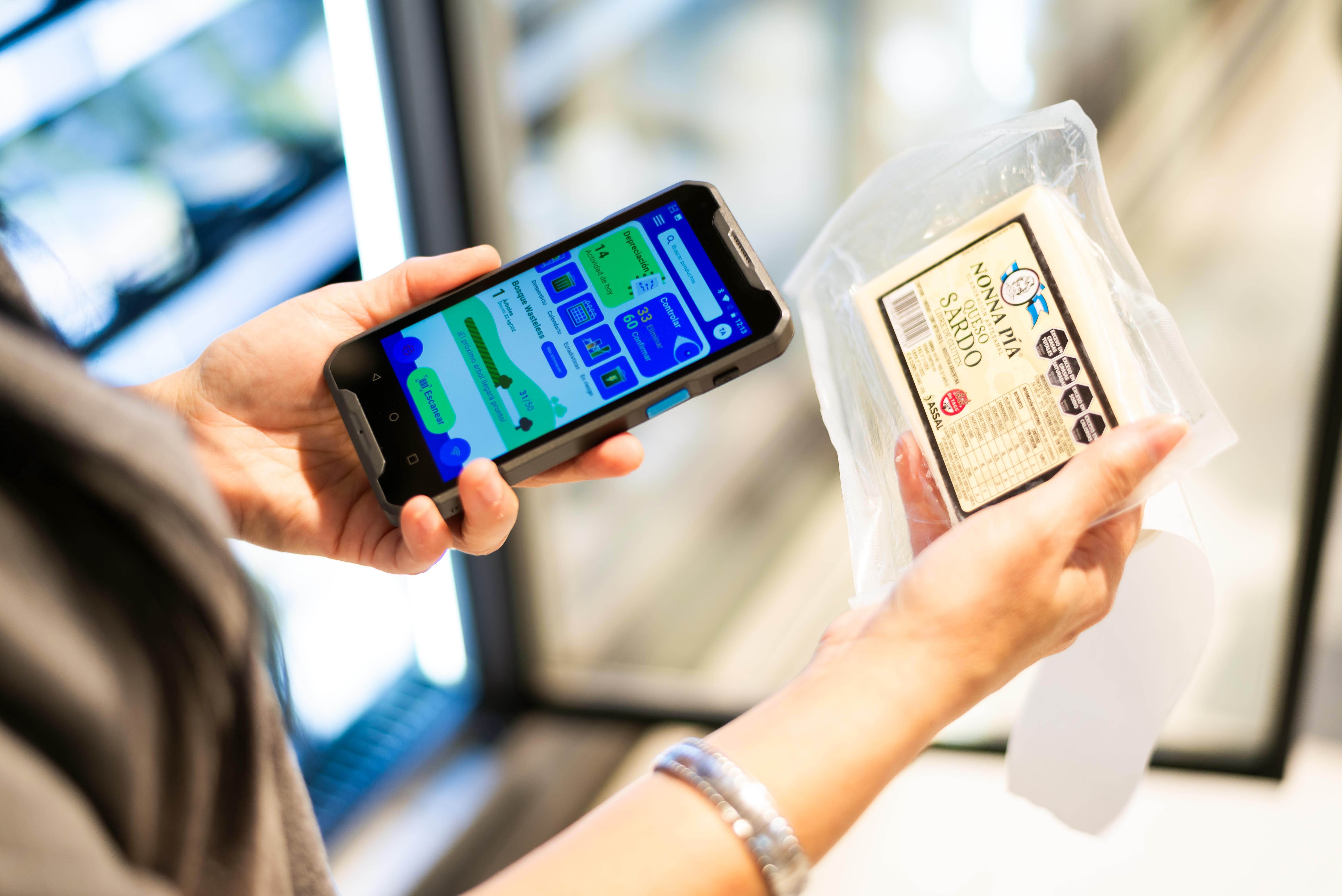 The Wasteless app uses AI to prevent waste.