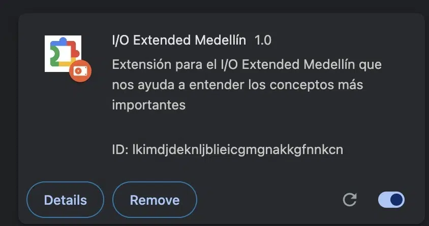 La extensión cargada en chrome://extensions mostrando nombre, descripción e ID