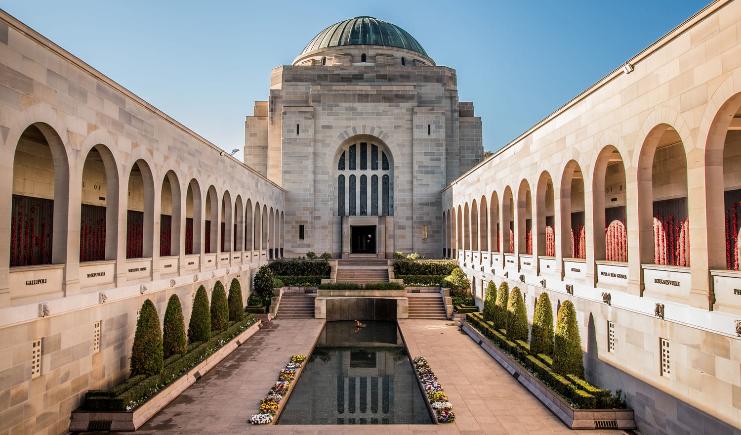 canberra-accomodation-attractions-war-memorial.jpg