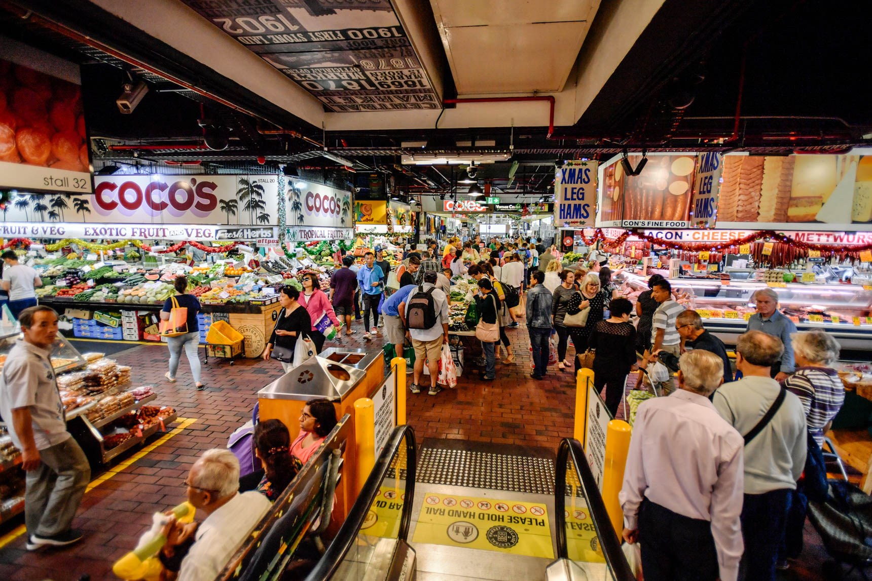 central-markets-busy-during-christmas.jpg