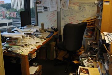Declutter.jpg