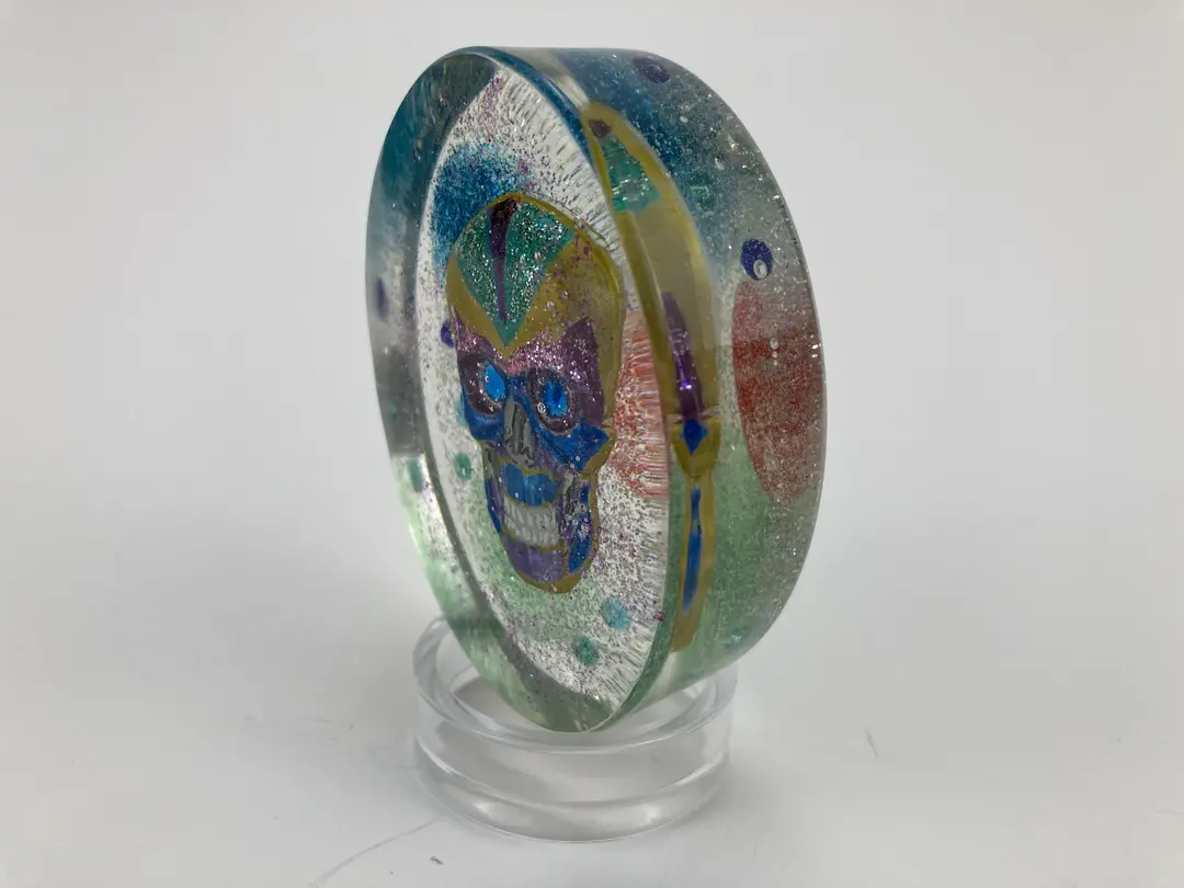 Catrin Paper Weight