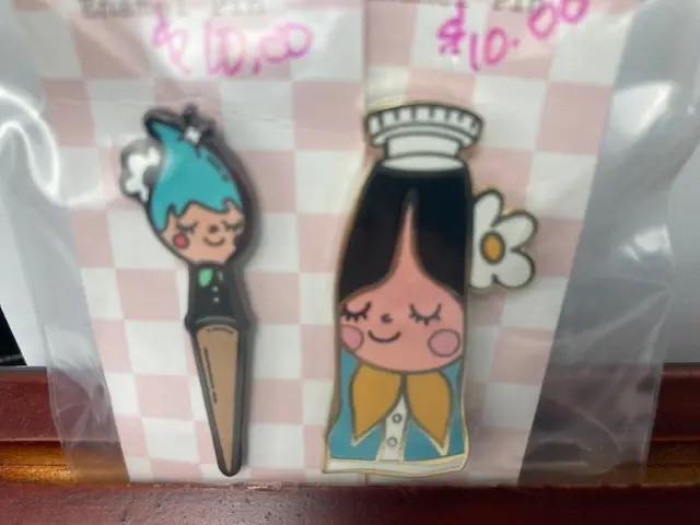 Humerous Art Theme Pins