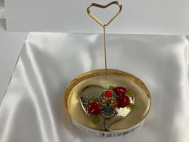 Sugar Skull Memo Holder with Heart and Red Roses