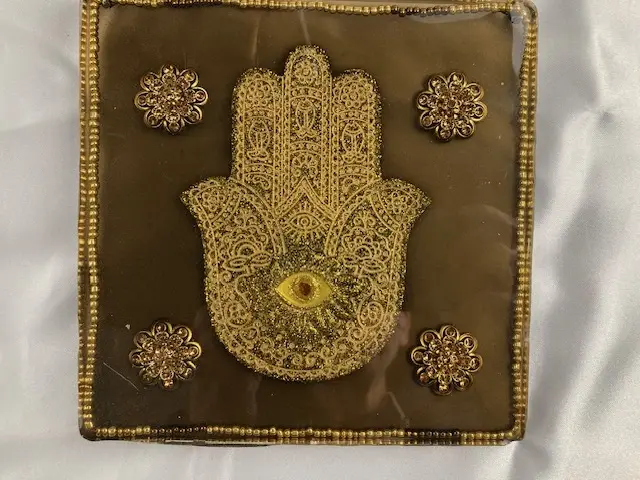 Hamas Hand in Gold