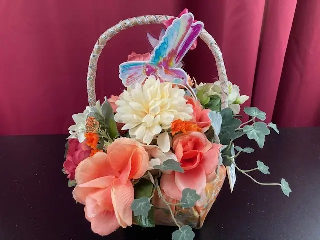 Hummingbird with Flowers 