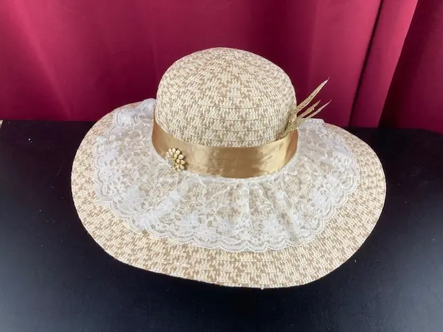 Straw Sunhat with Lace