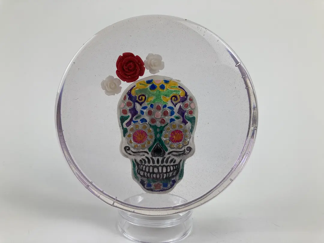 Red and White Roses Catrina Paper Weight