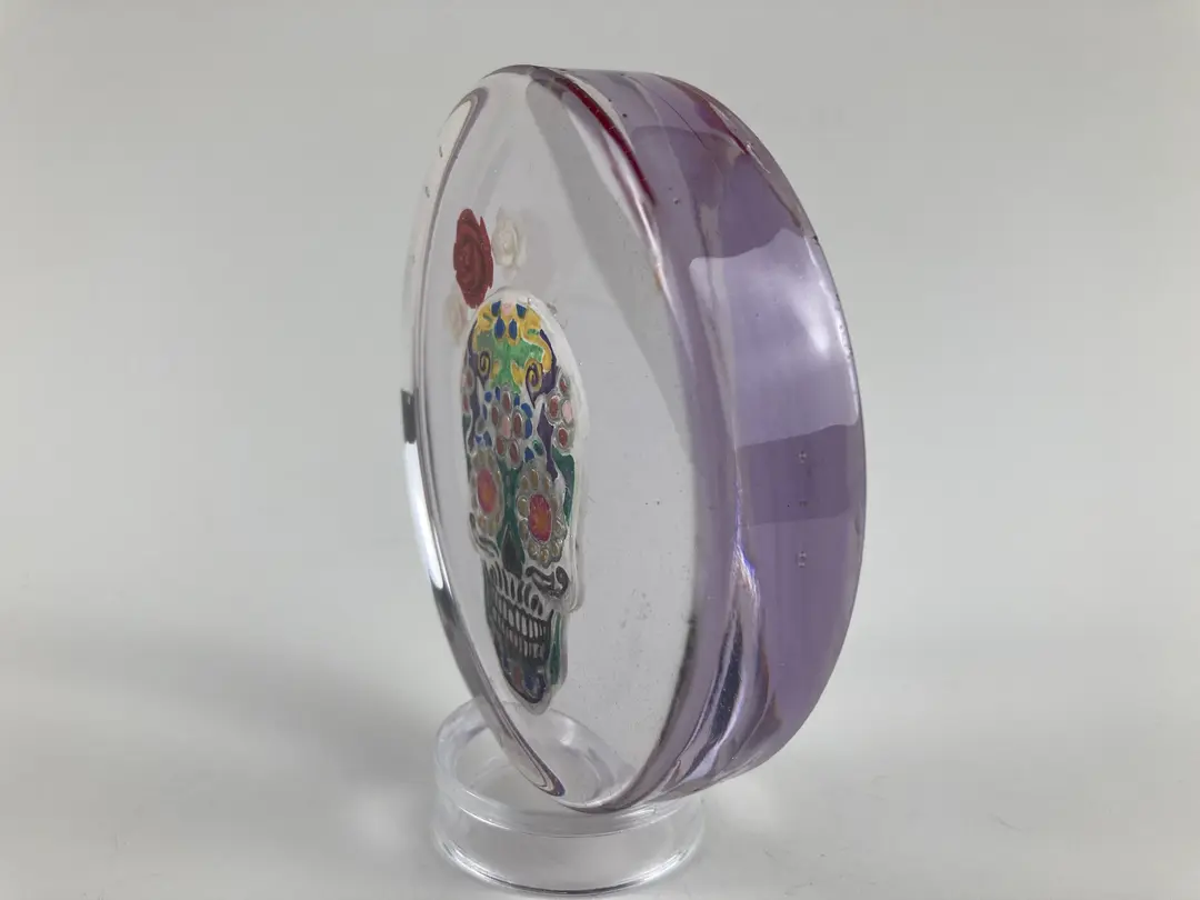 Red and White Roses Catrina Paper Weight