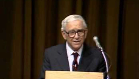 Franco Modigliani talks about financial theory and the ways in which people handle their savings